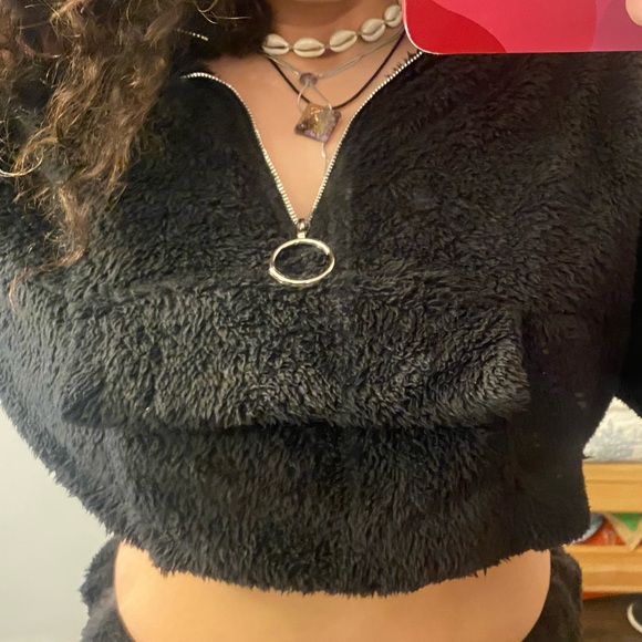 Cotton fluffy cropped sweater set - Picture 2 of 3